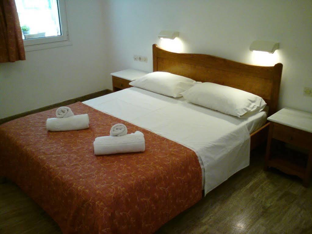 Irini Apartments Platanés Extérieur photo